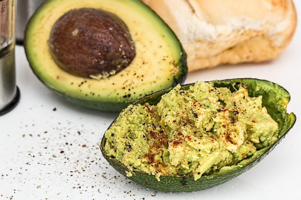 15-best-foods-for-a-healthy-heart-avocado