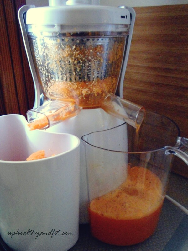 fresh-carrot-juice-slow-juicer